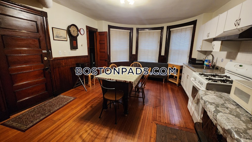 Boston - $3,100+ /month