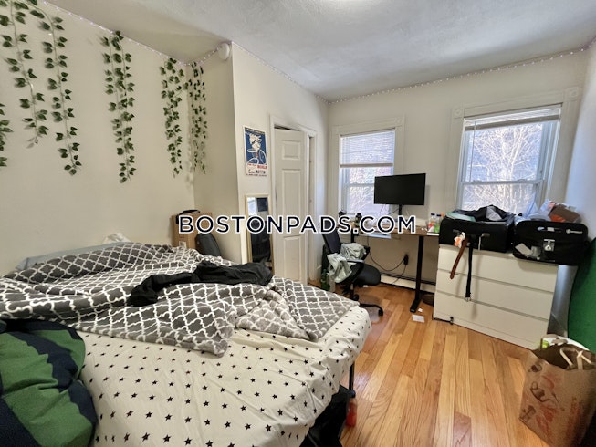Roxbury Crossing - $4,050+ /mo