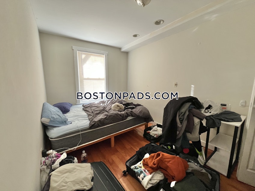 Roxbury Crossing - $3,900+ /month