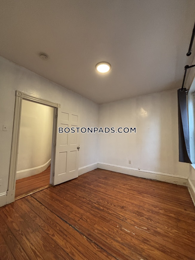 Boston - $4,200+ /mo