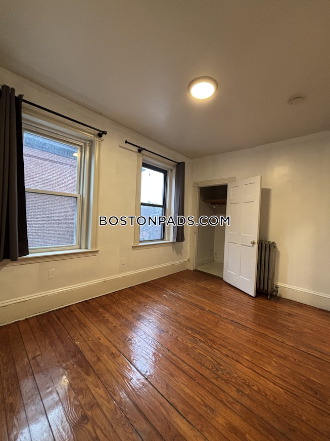 Boston - $4,200+ /mo