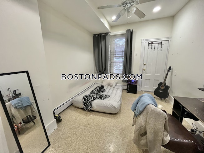 Boston - $4,500+ /mo