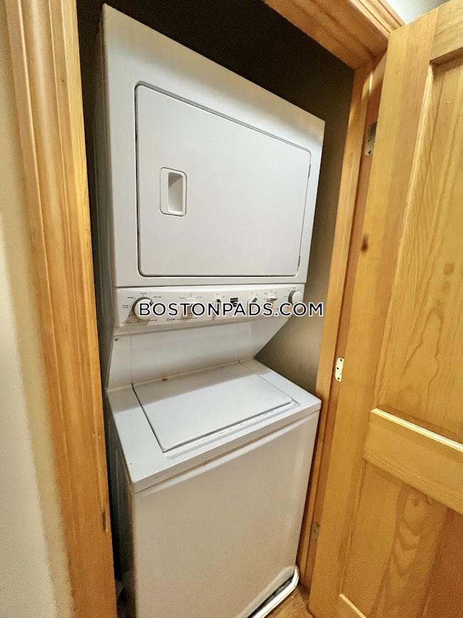 Boston - $4,150+ /mo