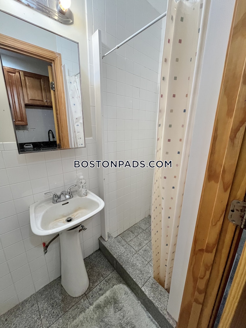 Boston - $4,150+ /month
