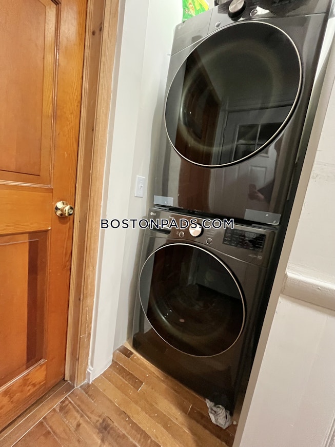 Boston - $4,050+ /mo