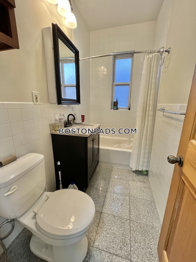Boston - $4,050+ /mo