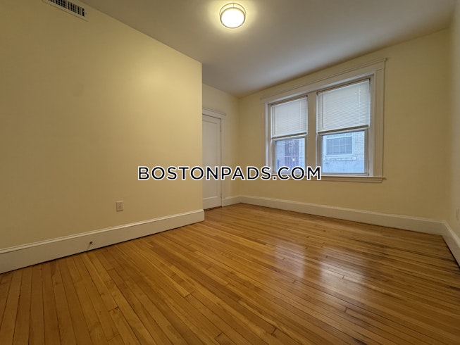 Brookline - $4,200+ /mo