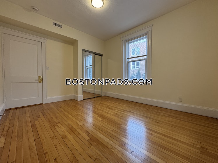 Babcock St., Brookline