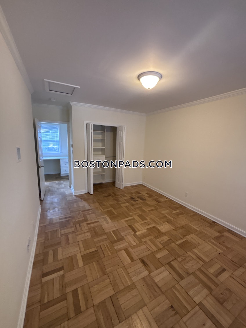 Chestnut Hill - $3,630+ /month