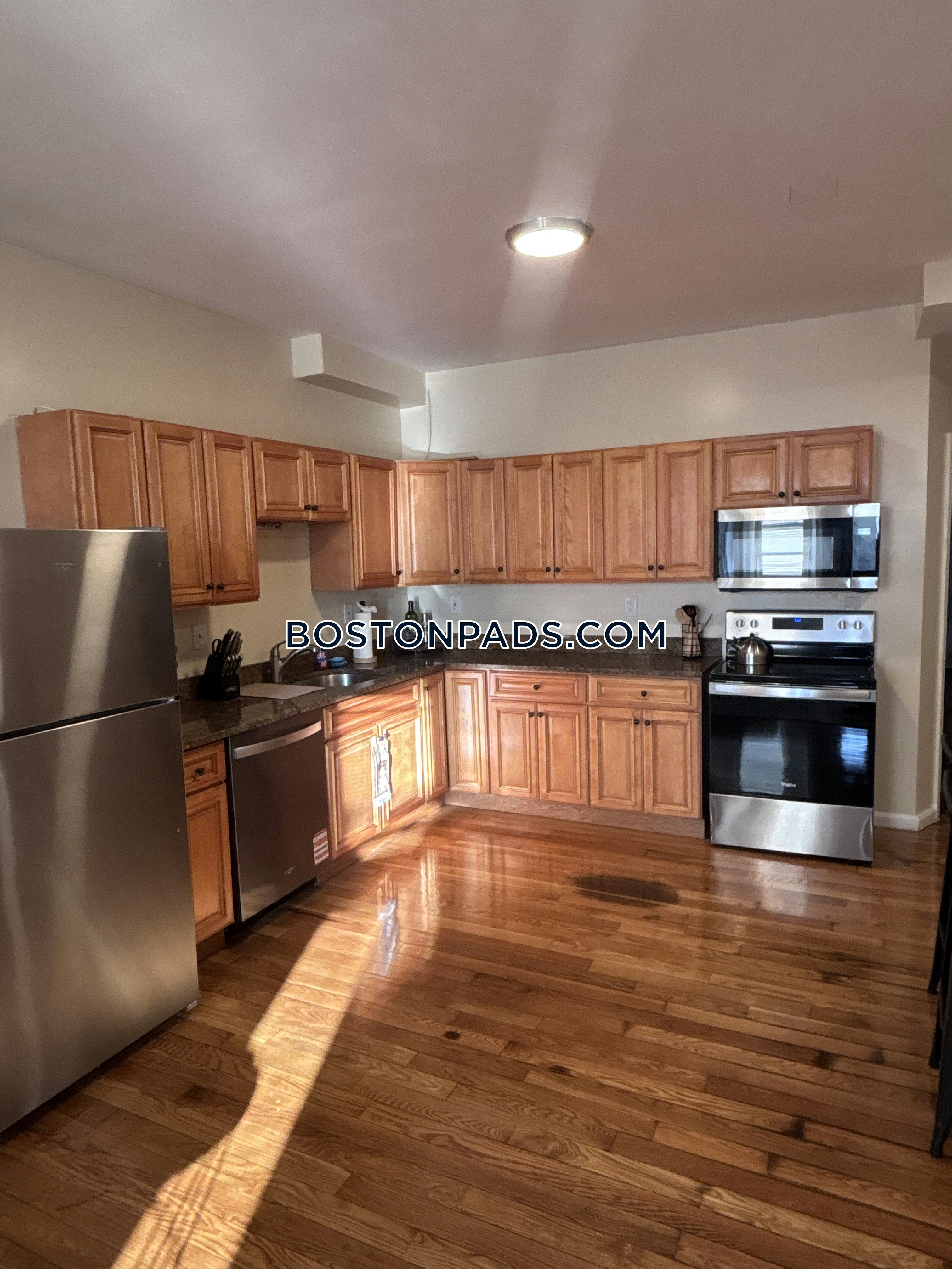 Roxbury, Boston, MA - 3 Beds, 1 Bath - $4,200 - ID#8030482
