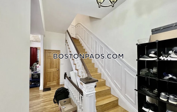 Highland Park Ave., Boston