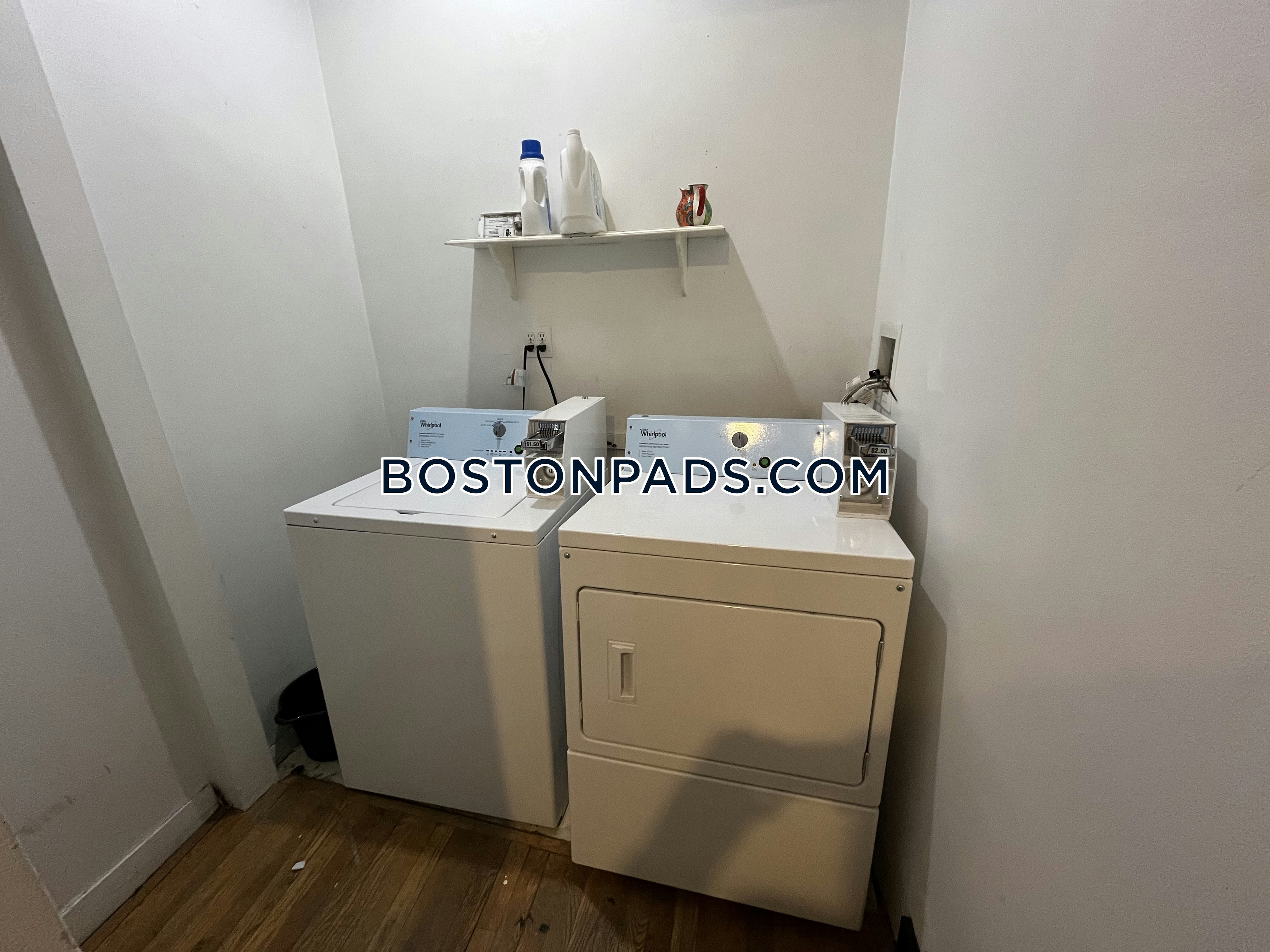Boston - 2 Beds, 1 Baths