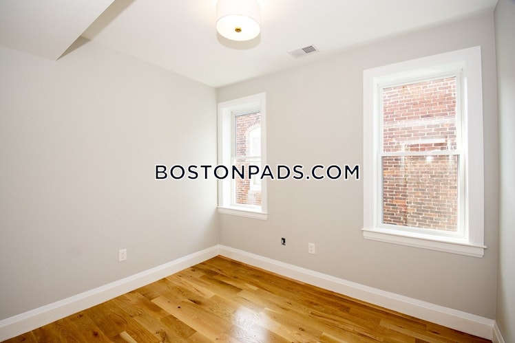 Frankfort St., Boston