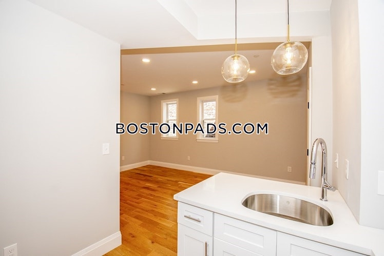 Frankfort St., Boston