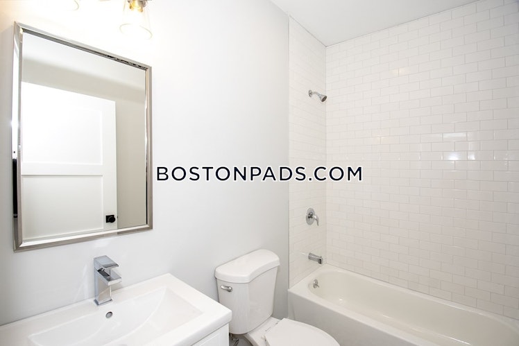 Frankfort St., Boston