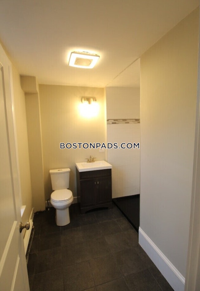 Boston - $4,800+ /mo
