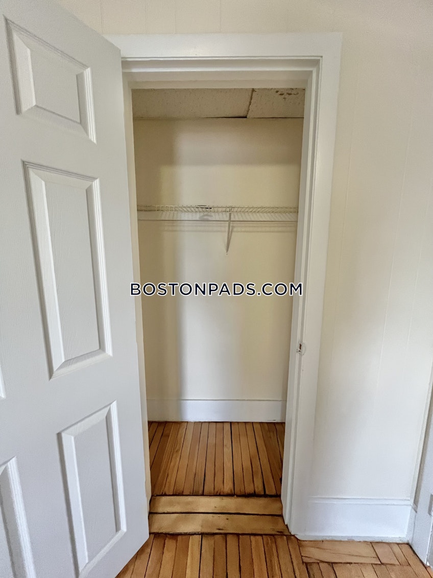 Boston - $2,200+ /month