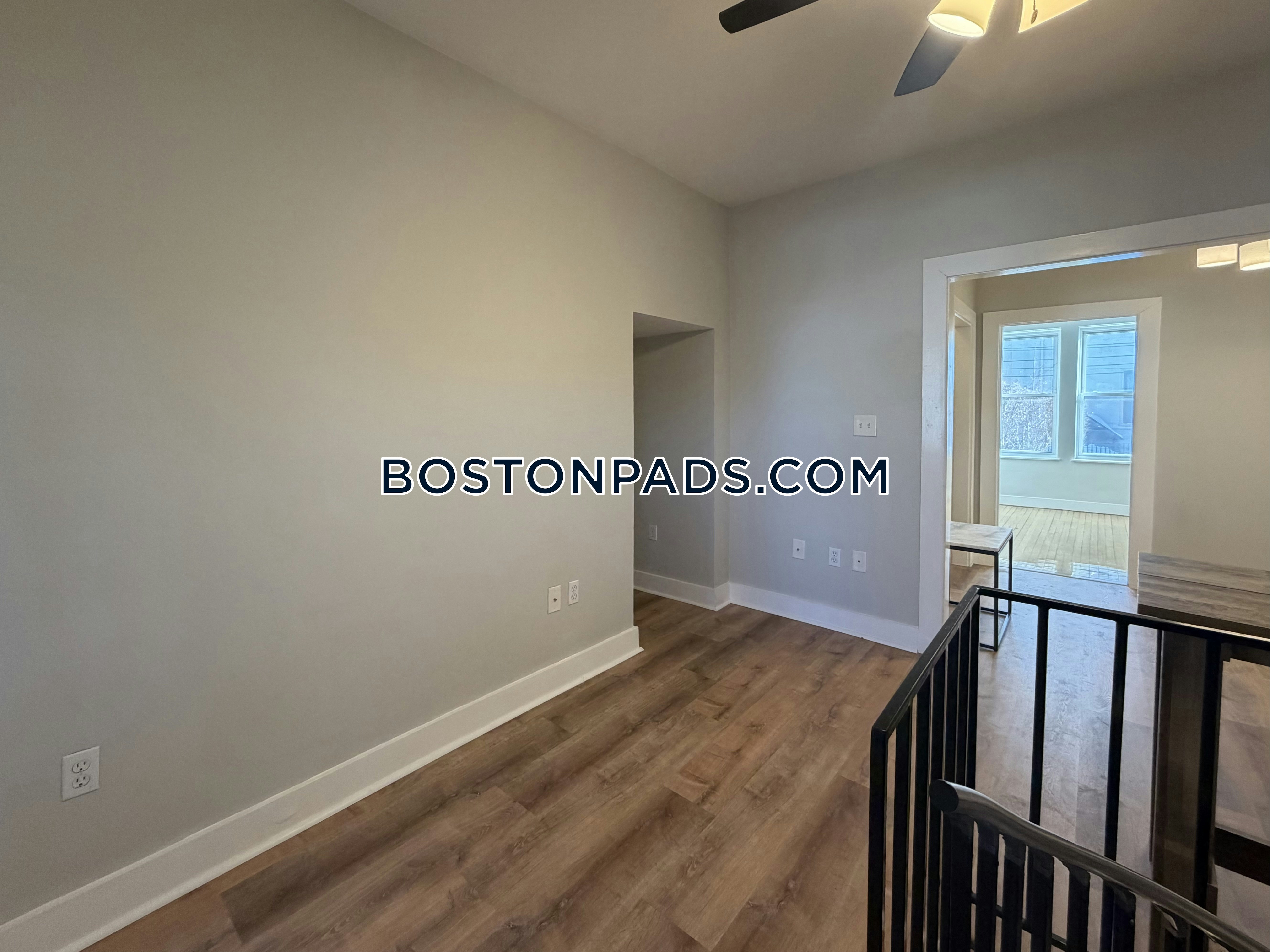 Boston - 5 Beds, 2 Baths