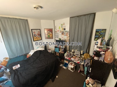 Mission Hill /3 Beds 1 Bath Boston - $3,165 No Fee