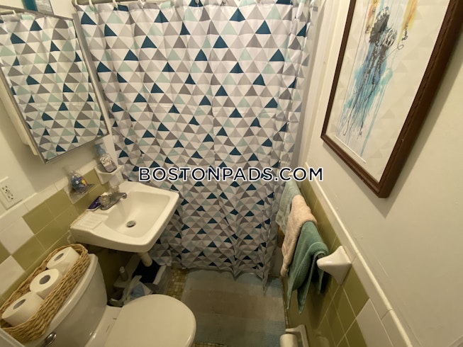 Boston - $3,165+ /mo