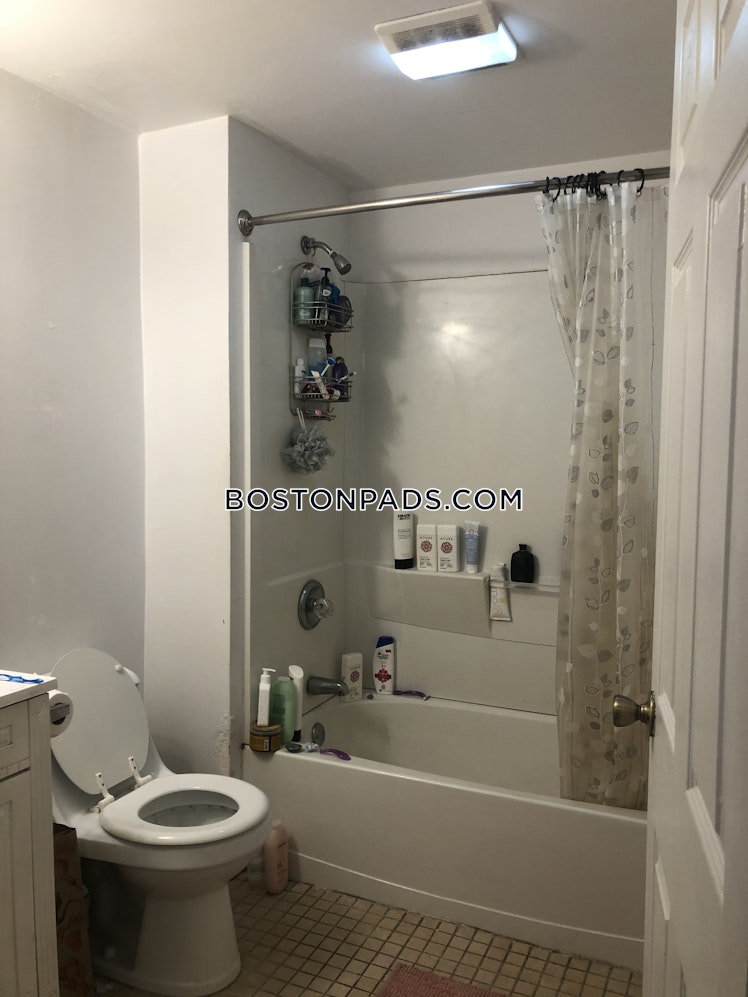 Egmont St., Brookline