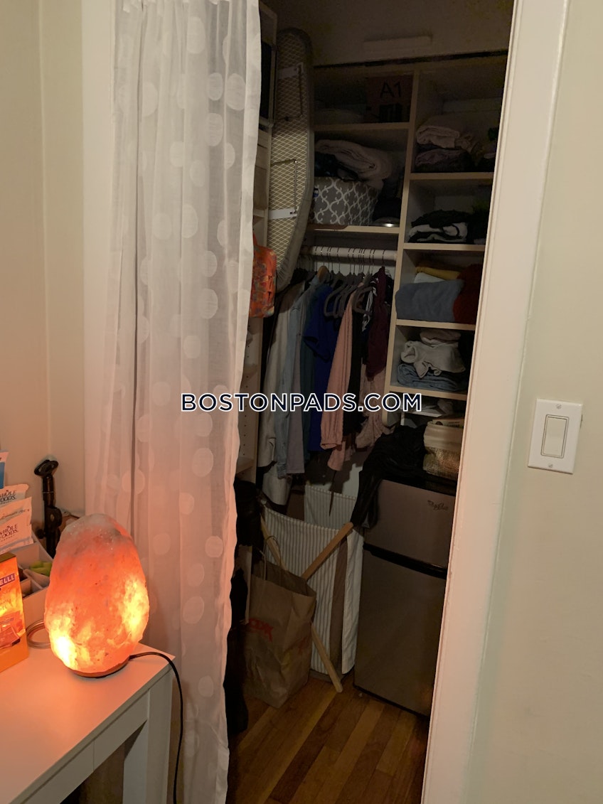 Boston - $4,725+ /month