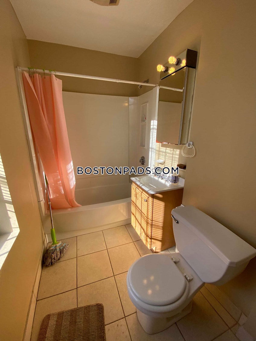 Boston - $4,260+ /month