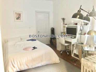 Boston - 2 Beds, 1 Baths