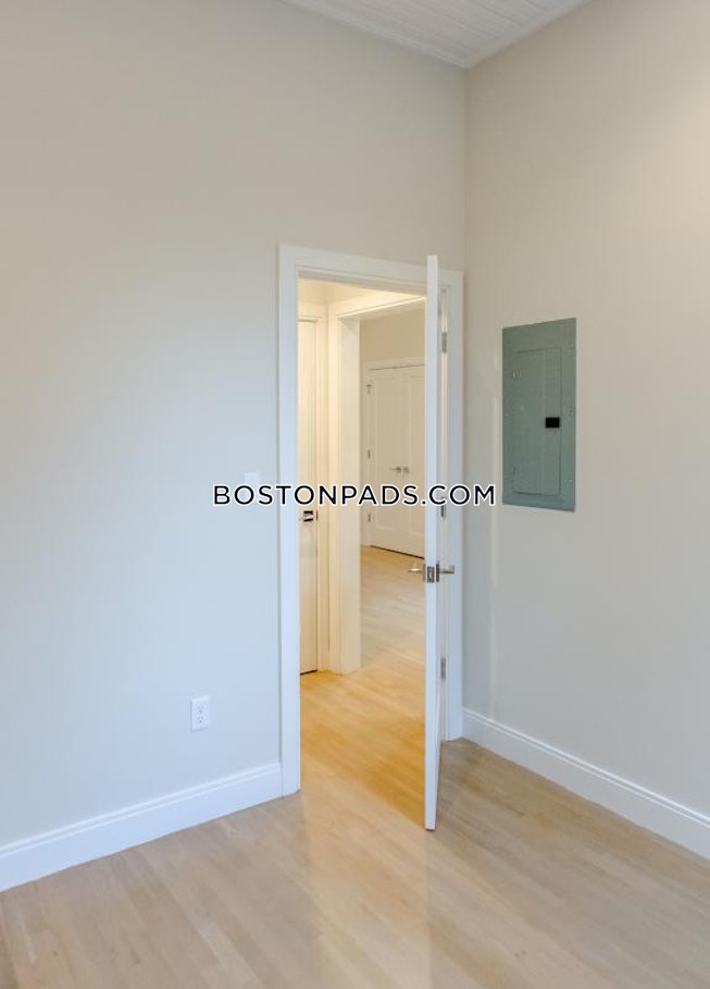 Boston - $5,550+ /mo