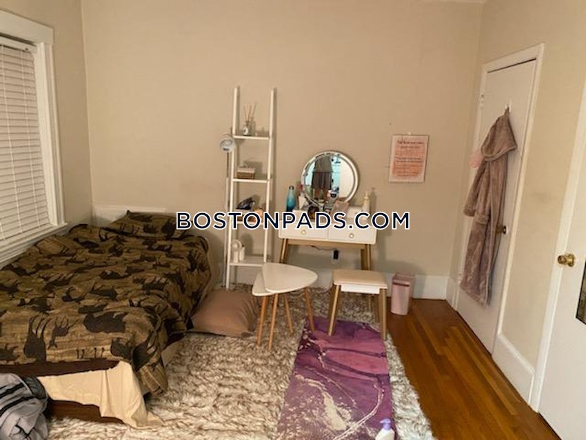 BOSTON - NORTHEASTERN/SYMPHONY - 2 Beds, 1 Bath - Image 3