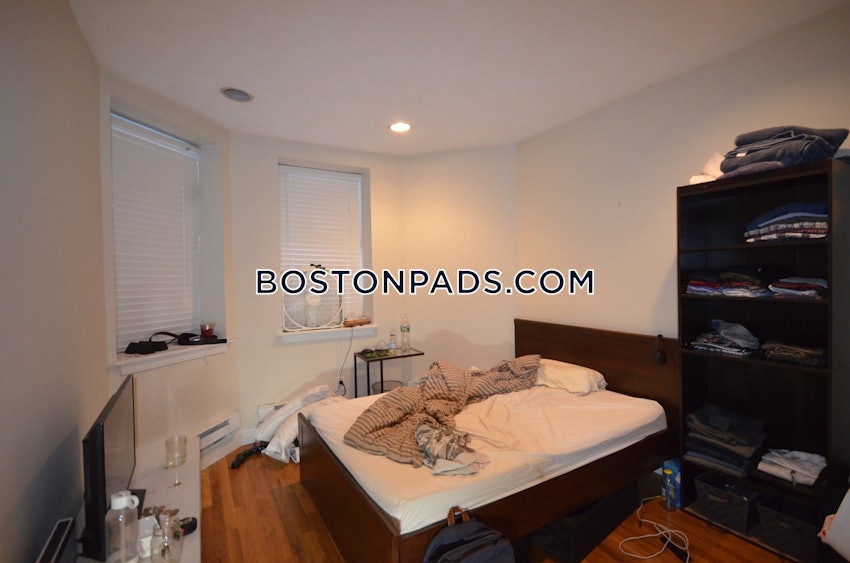 BOSTON - NORTHEASTERN/SYMPHONY - 3 Beds, 2 Baths - Image 1