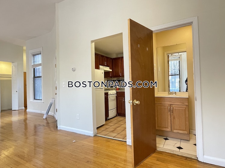 Shawmut Ave., Boston