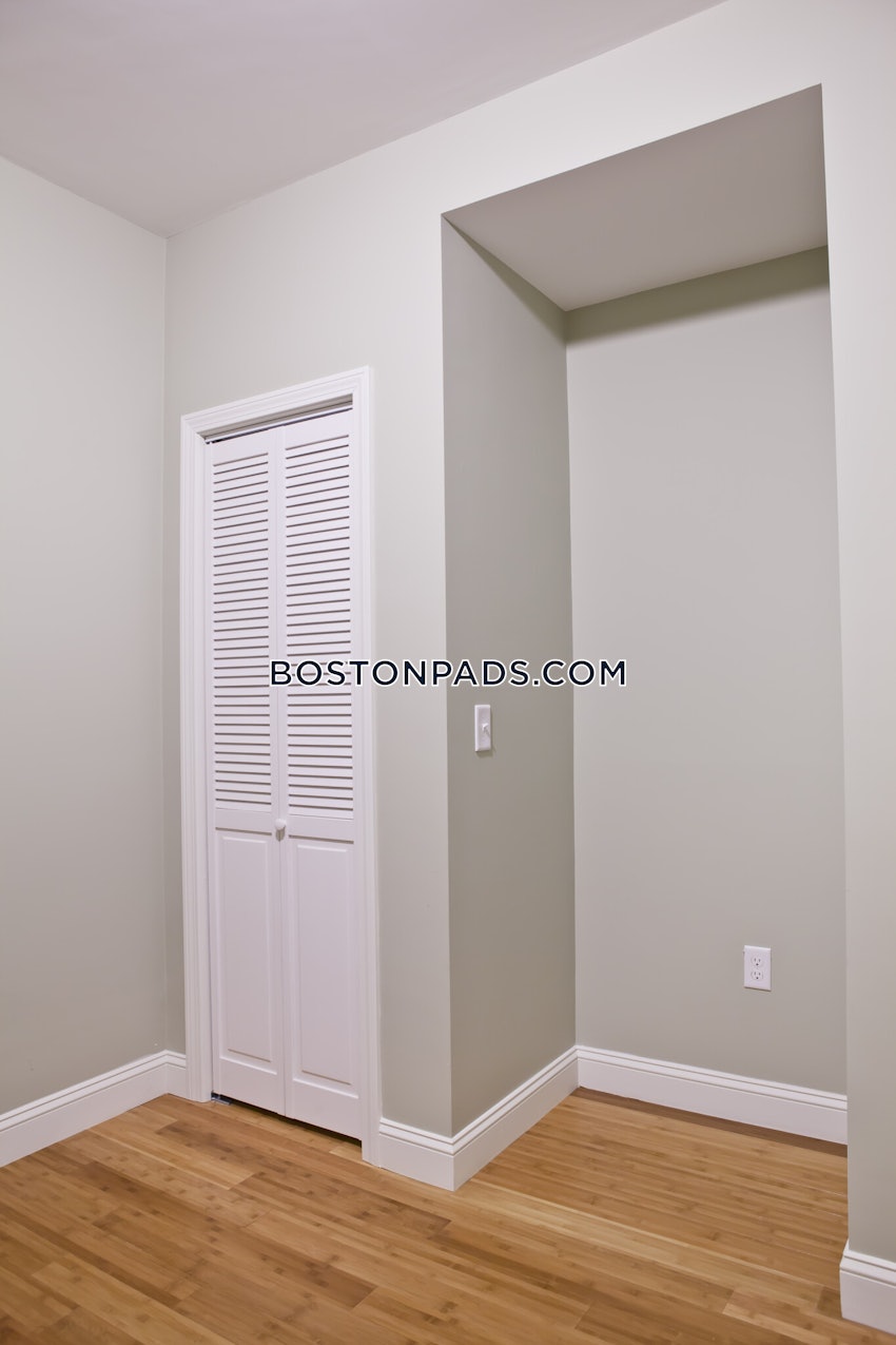 BOSTON - SOUTH BOSTON - WEST SIDE - 4 Beds, 2 Baths - Image 9