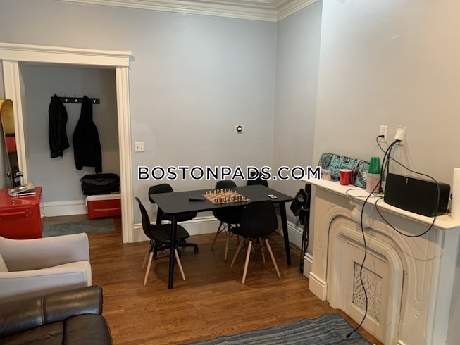 Boston - $7,200+ /mo