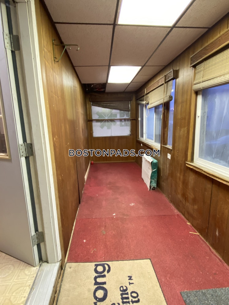 Bowdoin St., Medford