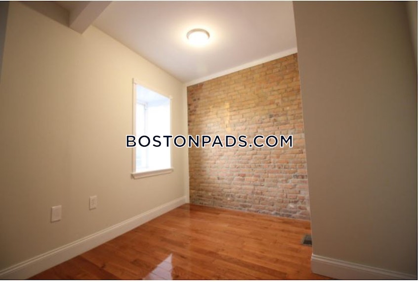 Boston - $4,800+ /month