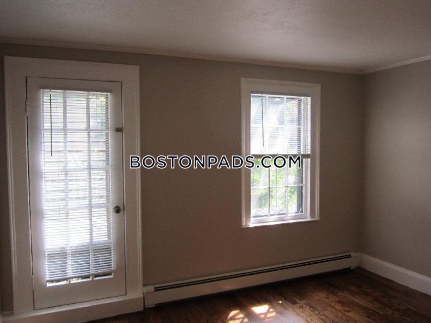 BOSTON - BAY VILLAGE - 1 Bed, 1 Bath - Image 19