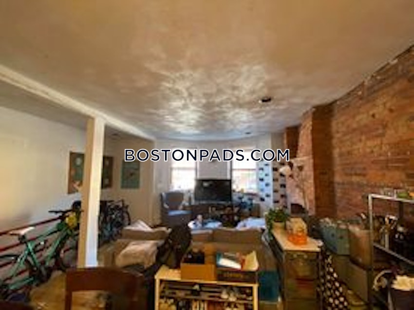 BOSTON - NORTHEASTERN/SYMPHONY - 6 Beds, 2 Baths - Image 26