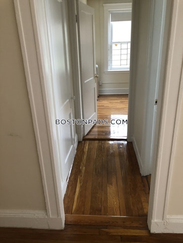 Boston - 1 Beds, 1 Baths