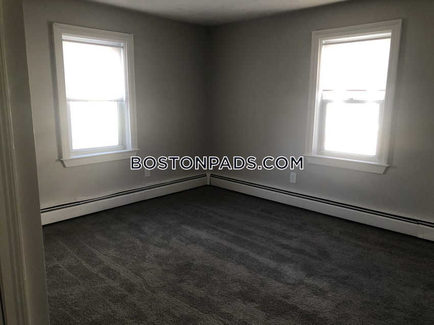 BOSTON - BRIGHTON - OAK SQUARE - 4 Beds, 1 Bath - Image 13