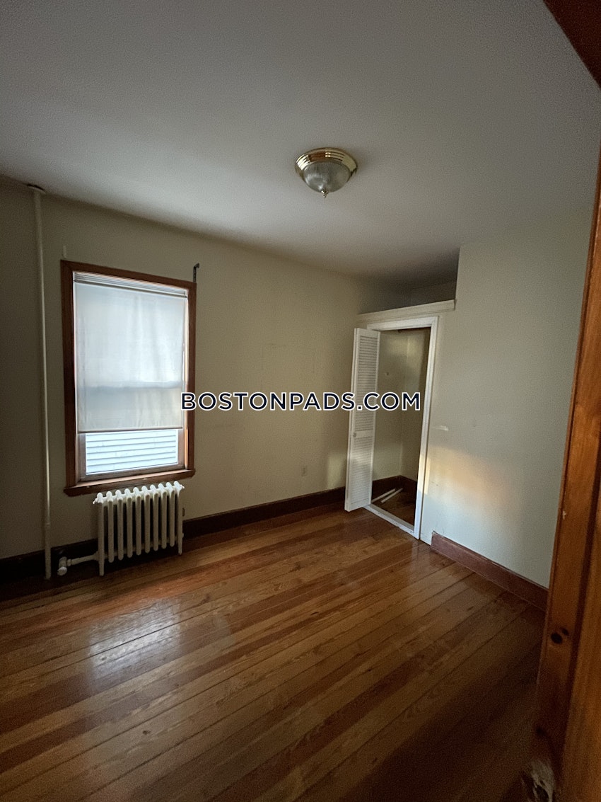 BOSTON - DORCHESTER - UPHAMS CORNER - 4 Beds, 2 Baths - Image 5