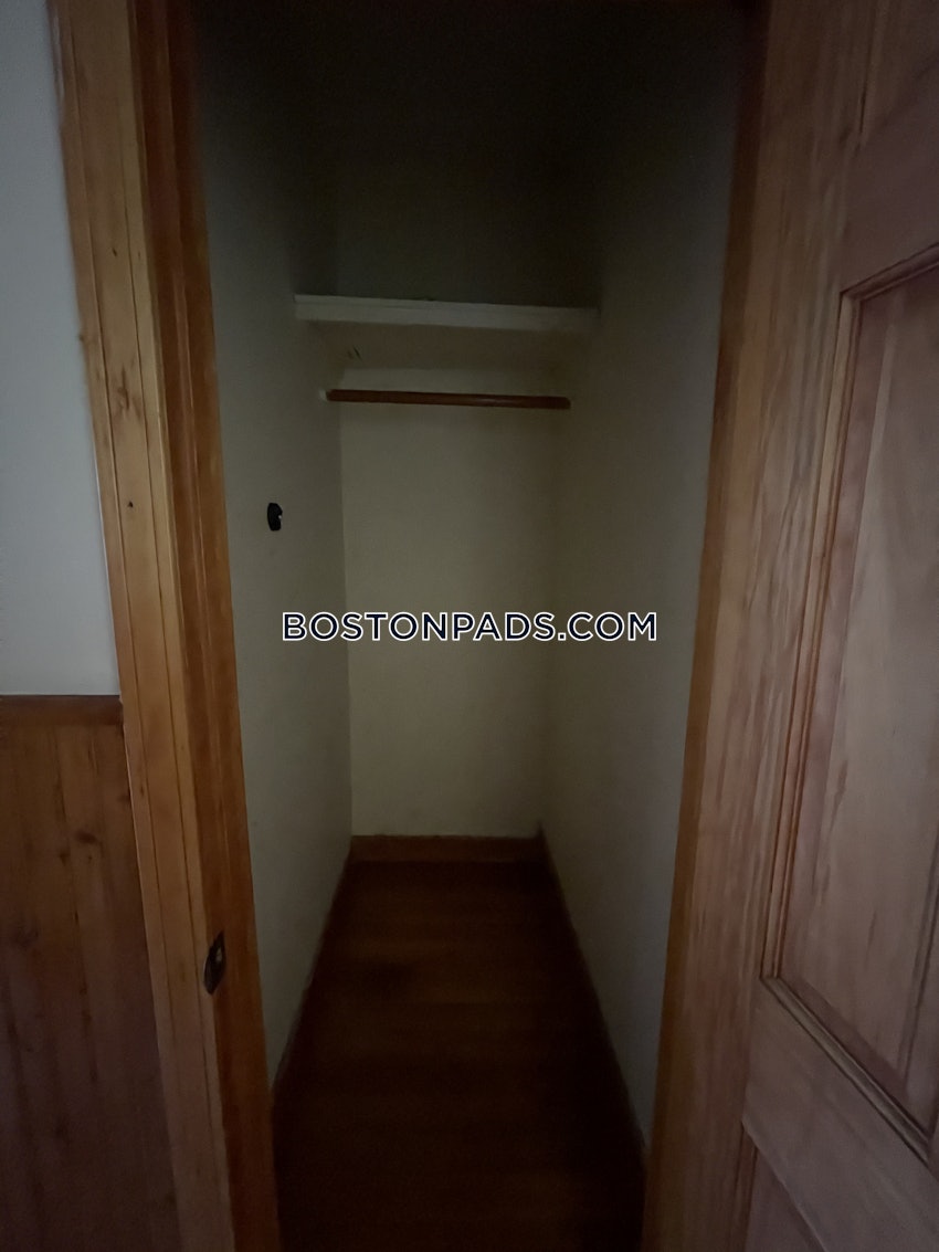 BOSTON - DORCHESTER - UPHAMS CORNER - 4 Beds, 2 Baths - Image 11