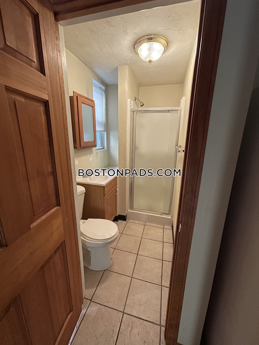 BOSTON - DORCHESTER - UPHAMS CORNER - 4 Beds, 2 Baths - Image 15