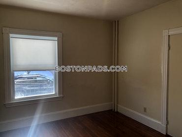 Boston - 4 Beds, 2 Baths