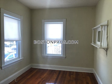 Boston - 4 Beds, 2 Baths