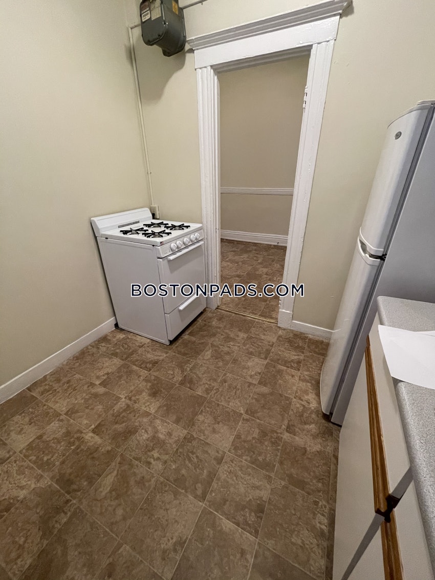 BOSTON - ALLSTON - 1 Bed, 1 Bath - Image 6