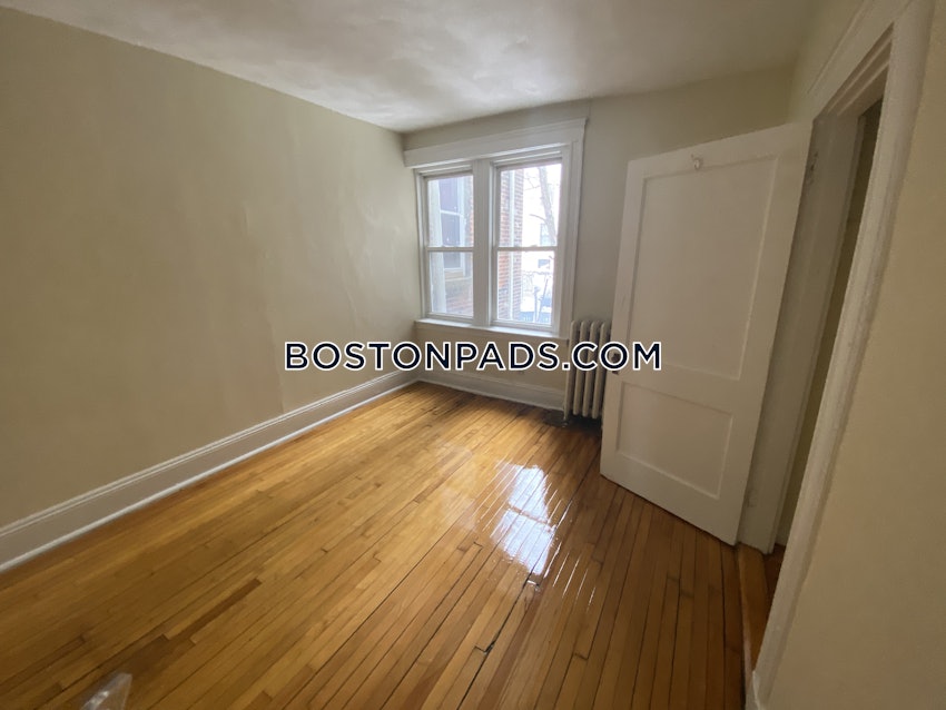 BOSTON - ALLSTON/BRIGHTON BORDER - 3 Beds, 1 Bath - Image 16