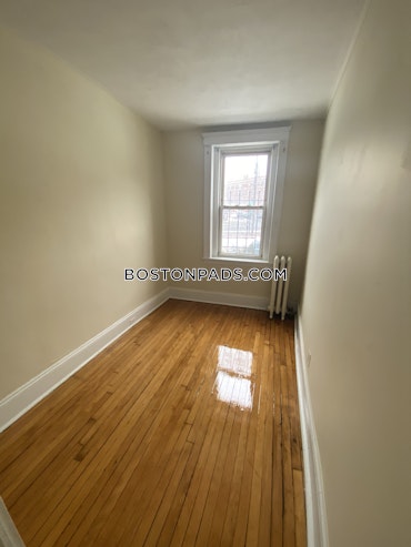 Boston - 3 Beds, 1 Baths