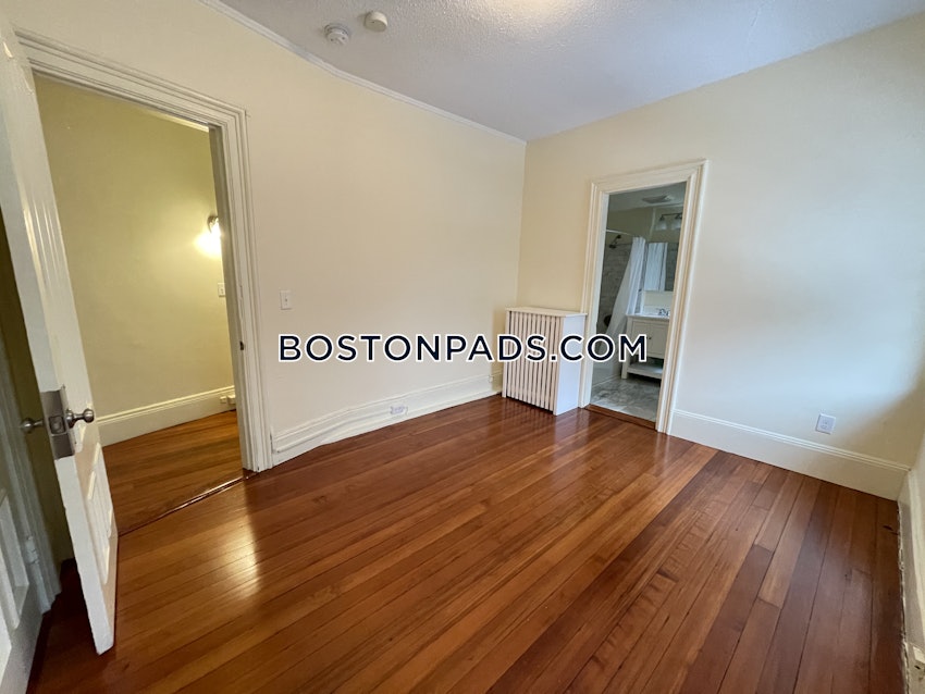 BOSTON - BACK BAY - 1 Bed, 1 Bath - Image 7