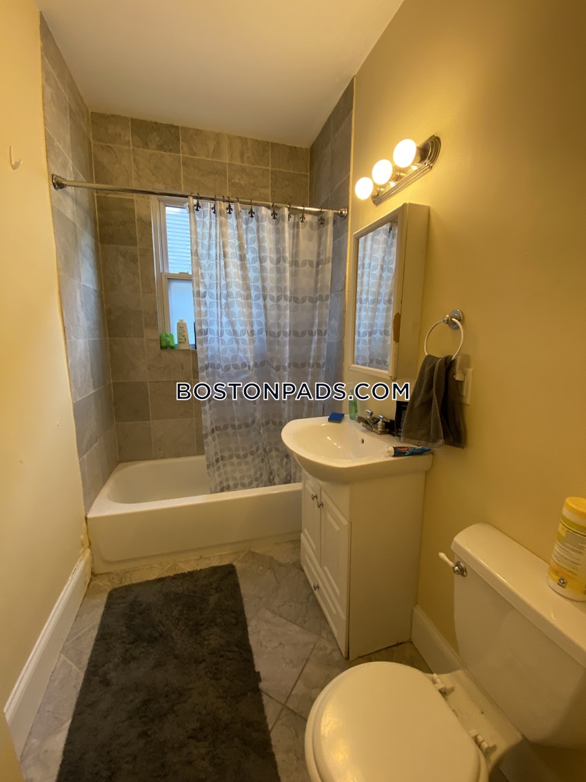 BOSTON - MISSION HILL - 4 Beds, 1 Bath - Image 49